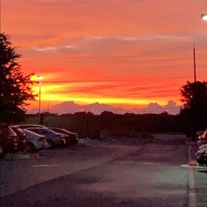 Meet your Posher, Milaura